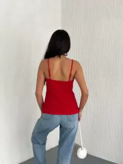 Askılı Dekolte deraylı bluz crop - Kırmızı